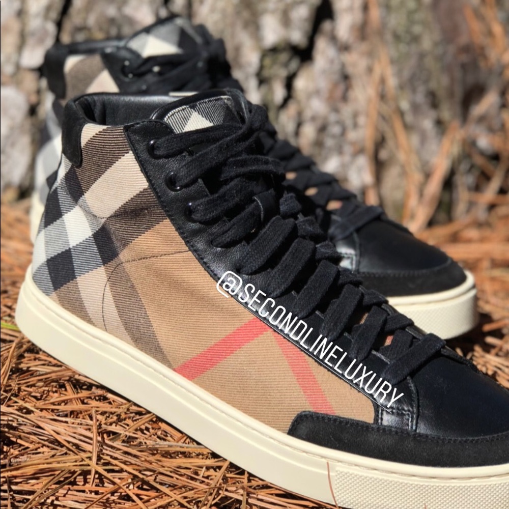 Burberry hightop plaid classic signature sneaker